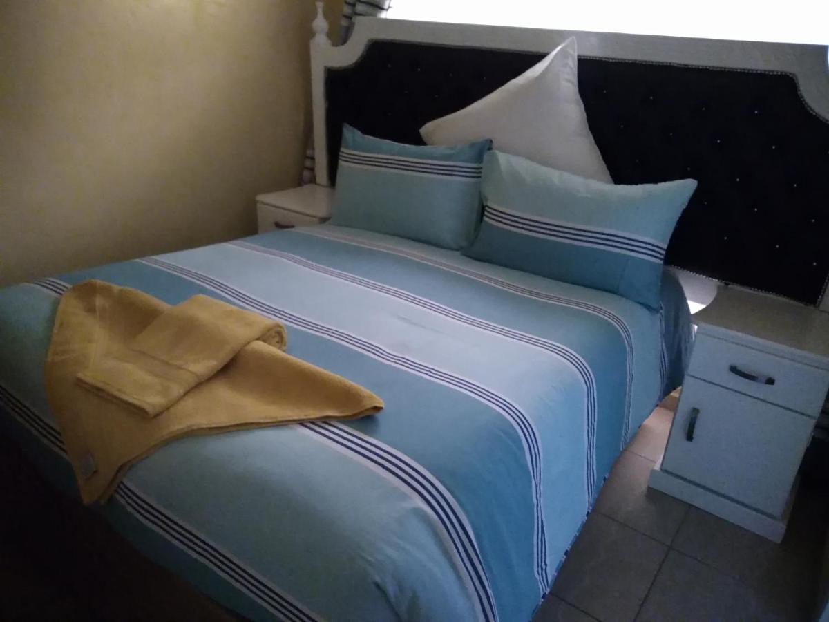 The Crown Inn Guest House Northwood ภายนอก รูปภาพ