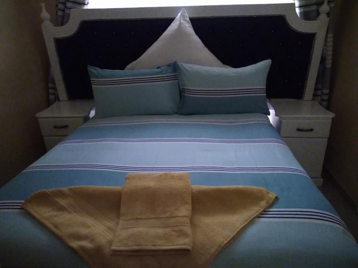 The Crown Inn Guest House Northwood ภายนอก รูปภาพ